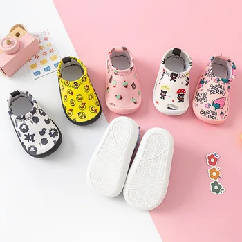 2023 Bebê Sapatos De Meninas Meninos Primeira Sapatos Caminhantes Infantil Criança Sapatilha De Borracha Macio, Sola De Sapatos De Bebê Recém-Nascido Botas Chinelos De Quarto